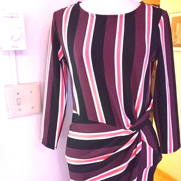 Socialite Multicolored Dress - Picture 3 of 15